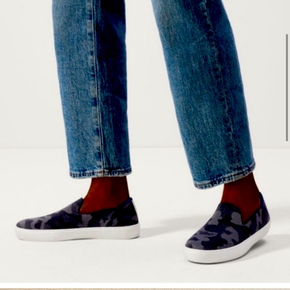 Rothy's Shoes - Rothy’s original slip on sneaker